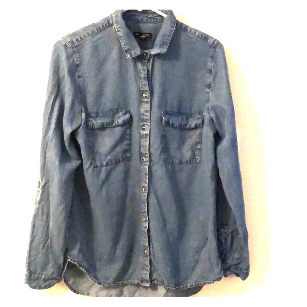 Gap boyfriend fit jean shirt